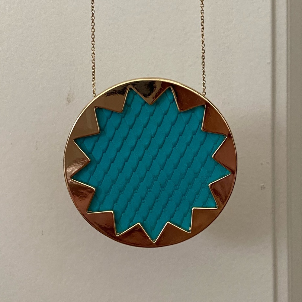 House of Harlow 1960 Big Blue Pendant Necklace